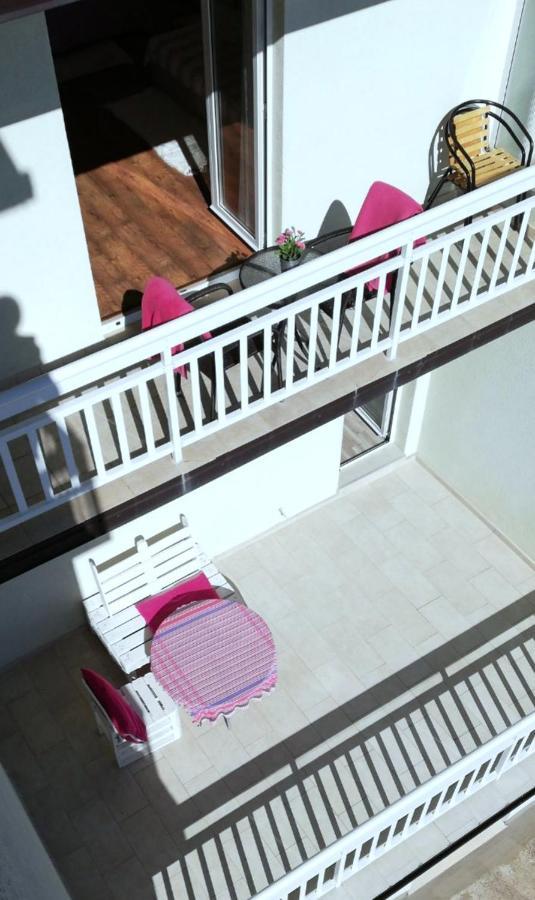 Apartmani Lezenic Dada Неум Екстер'єр фото